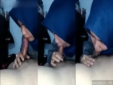 Di Kamar Temen Polos Nyobain Hisap Kontol Pertama